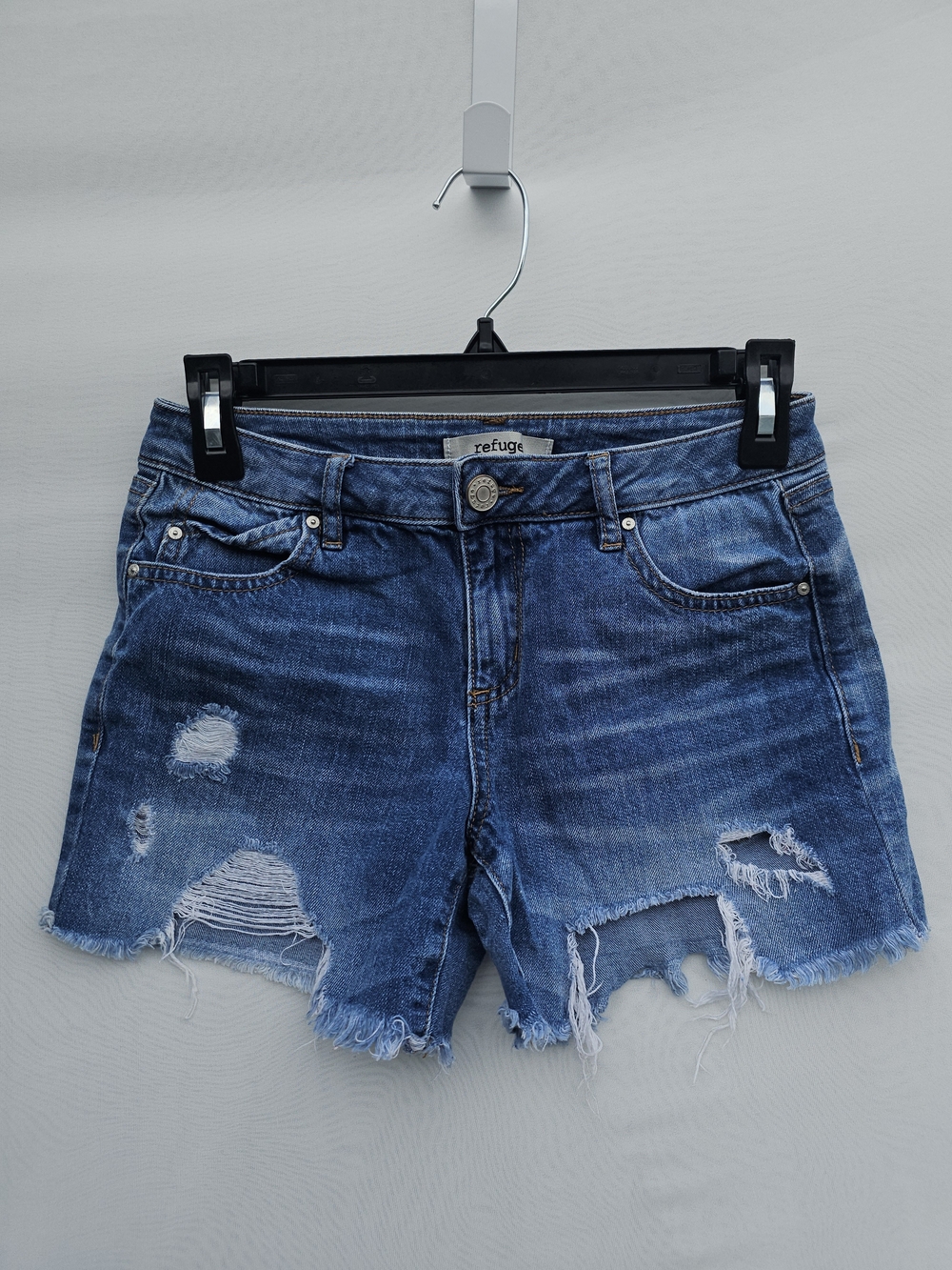 Refuge Distressed Denim Shorts - Size 0 | Frayed Hem Jean Shorts